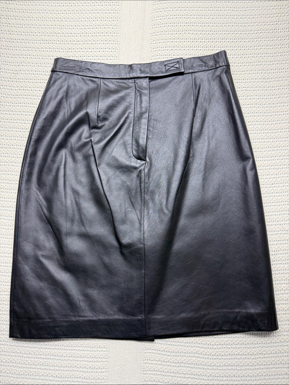 Apostrophe Black 💯 Leather Pencil Skirt